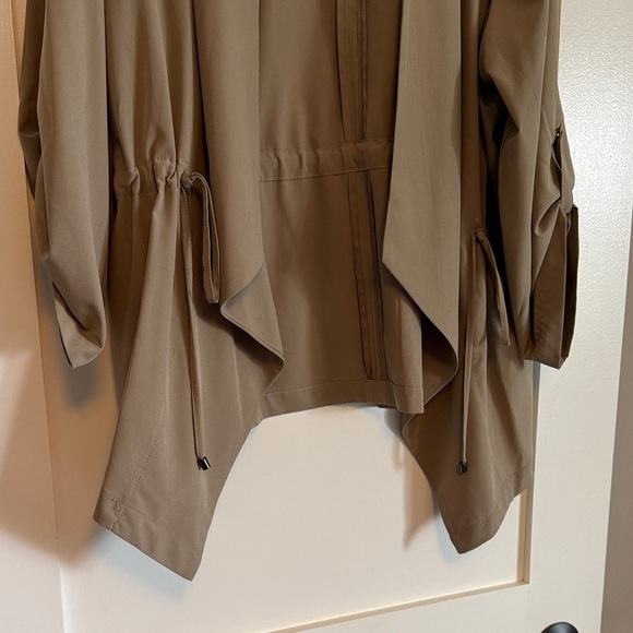 Tan Jacket - Picture 2 of 7